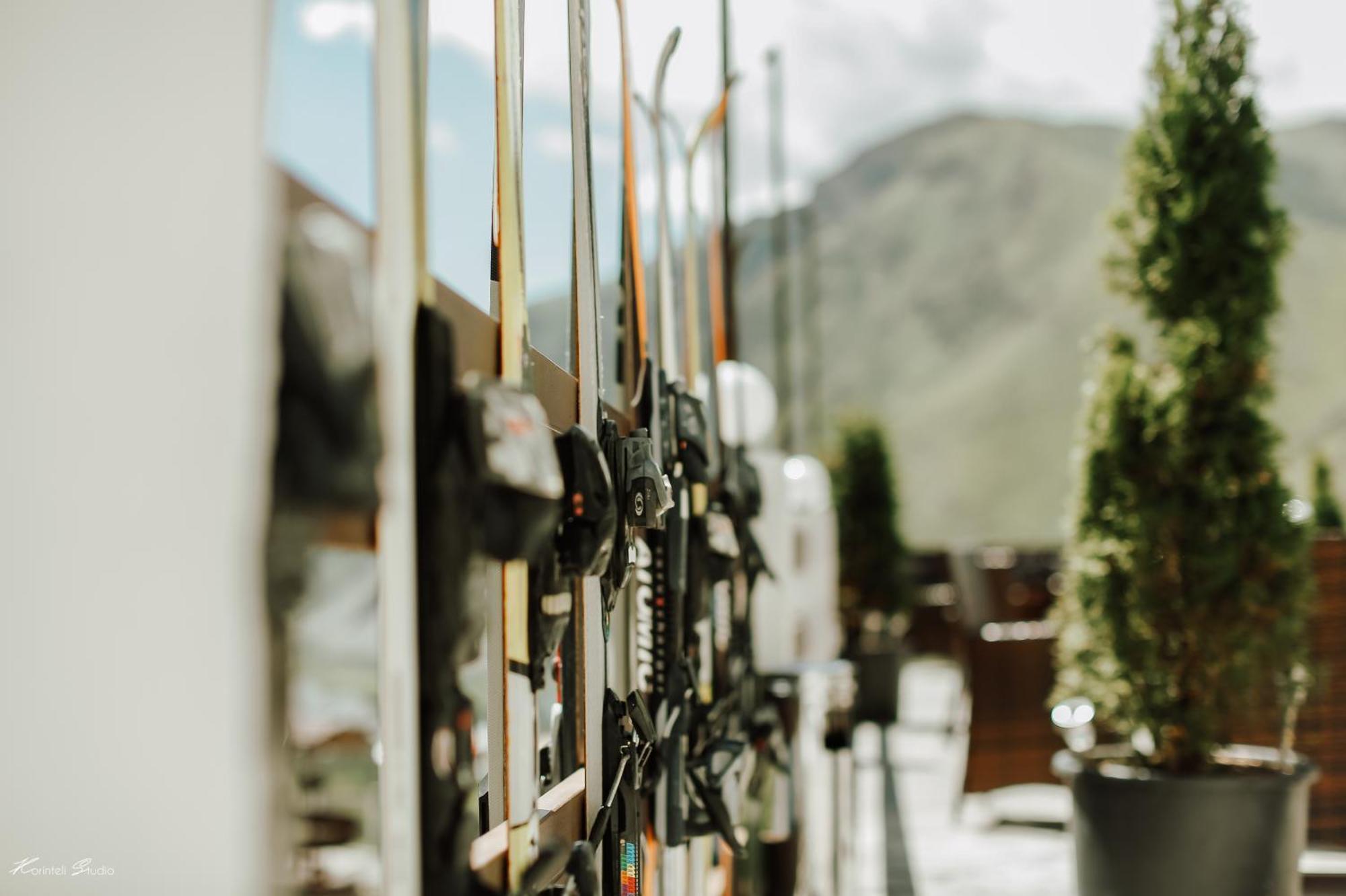 Alpine Lounge Boutique Hotel Kazbegi Exterior foto