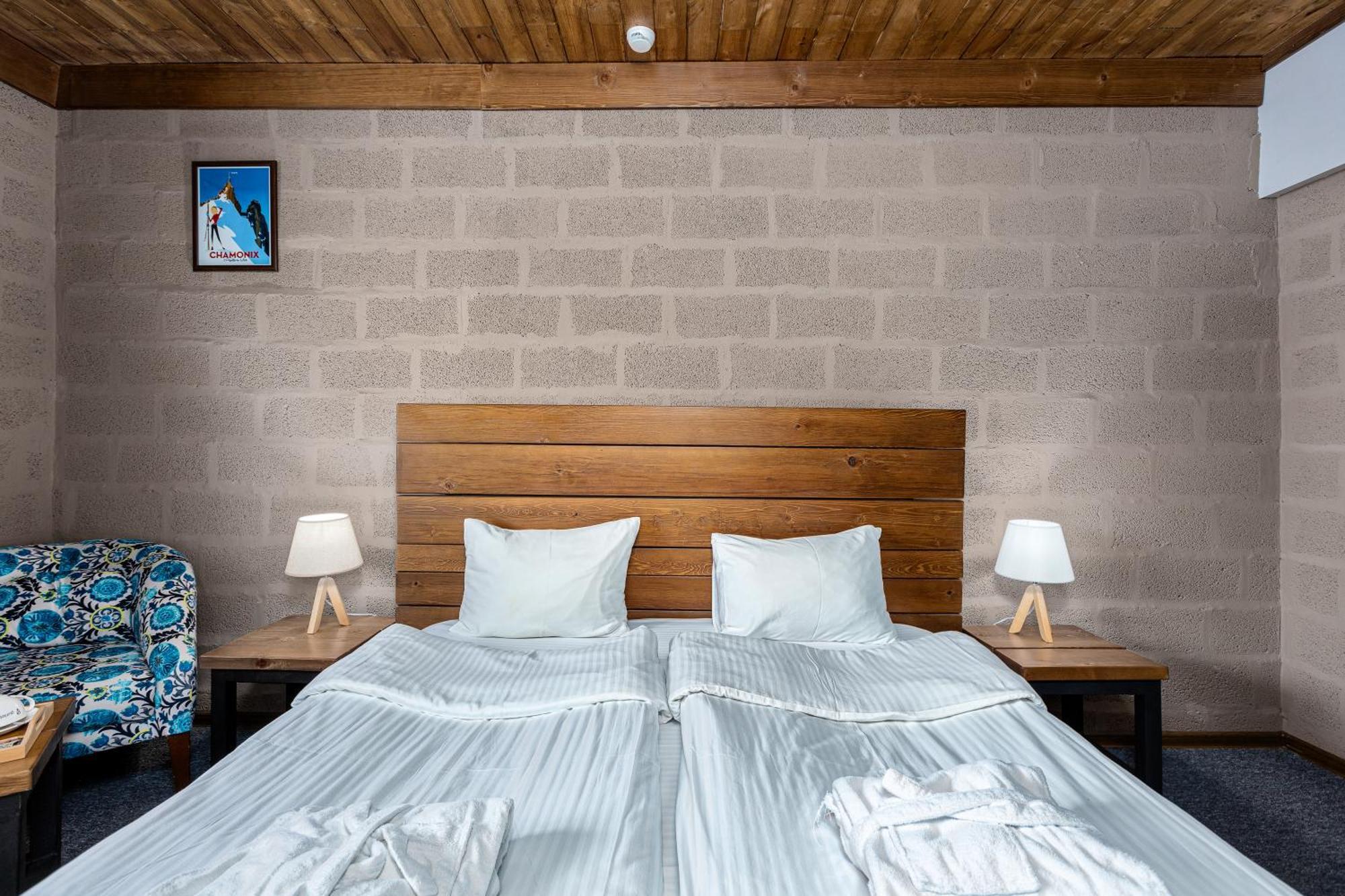 Alpine Lounge Boutique Hotel Kazbegi Exterior foto