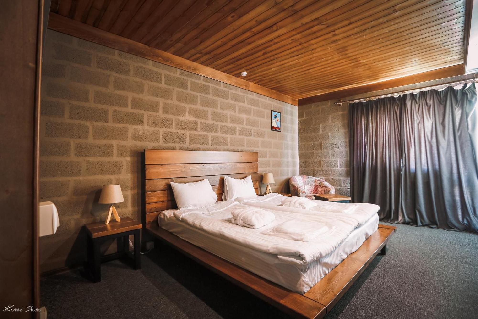 Alpine Lounge Boutique Hotel Kazbegi Exterior foto